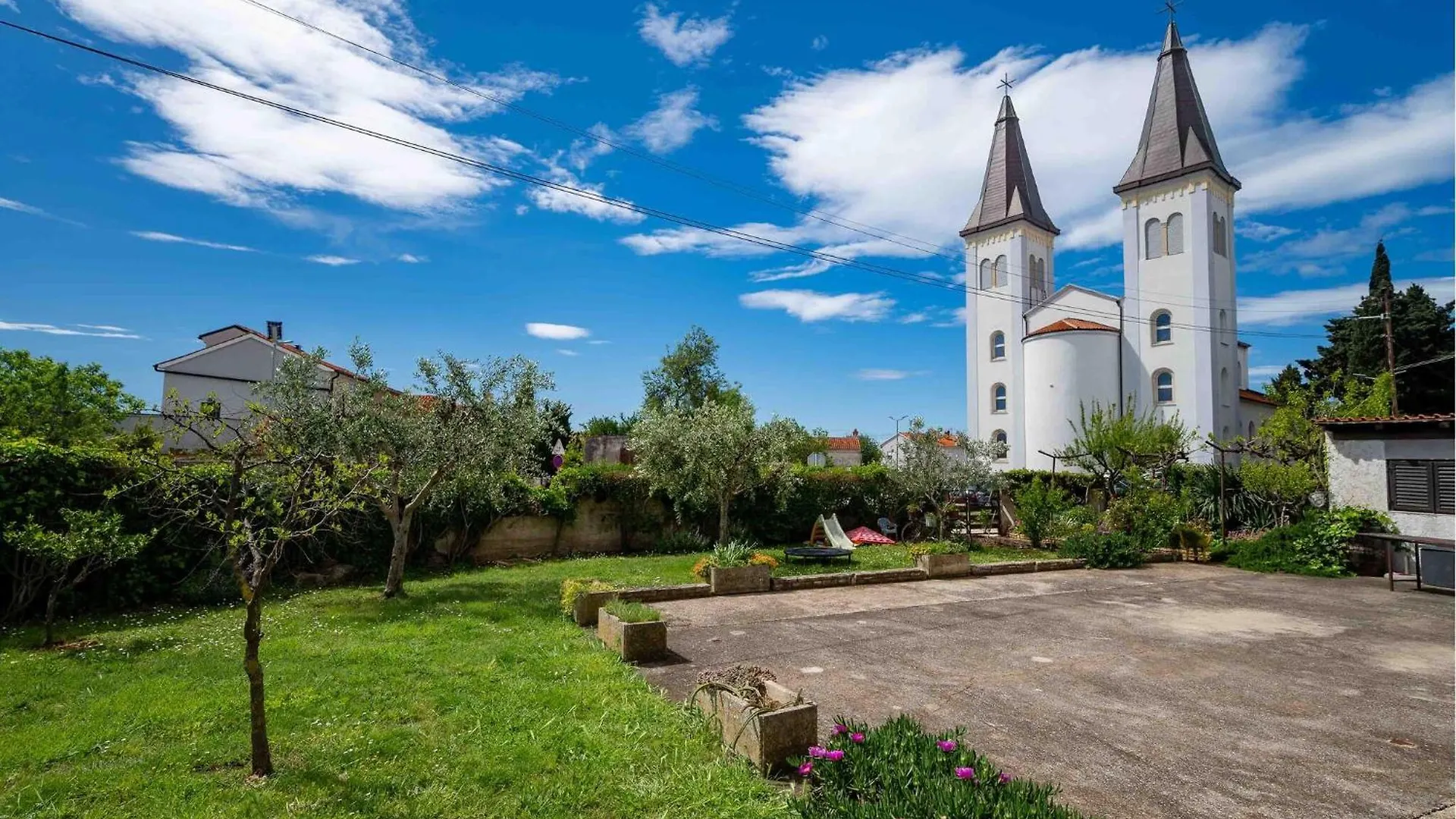 Amazing Apartment In Medulin Kroatië