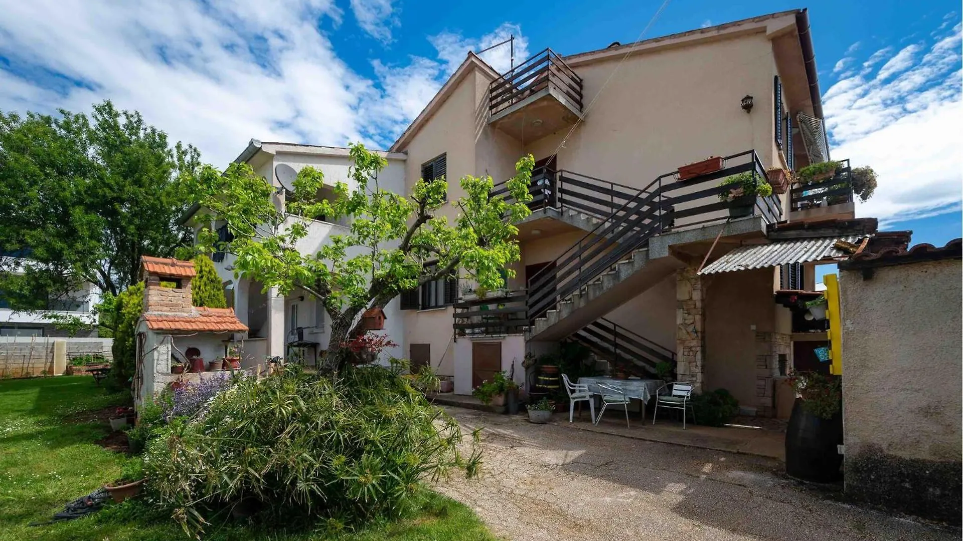 Amazing Apartment In Medulin