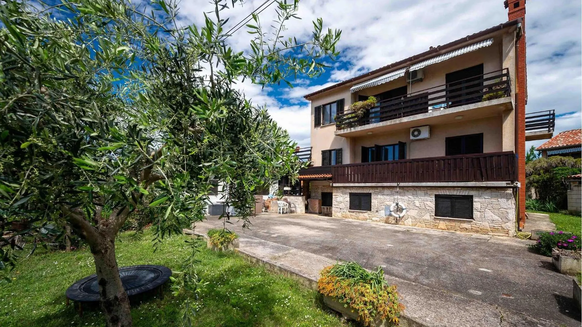 Amazing Apartment In Medulin